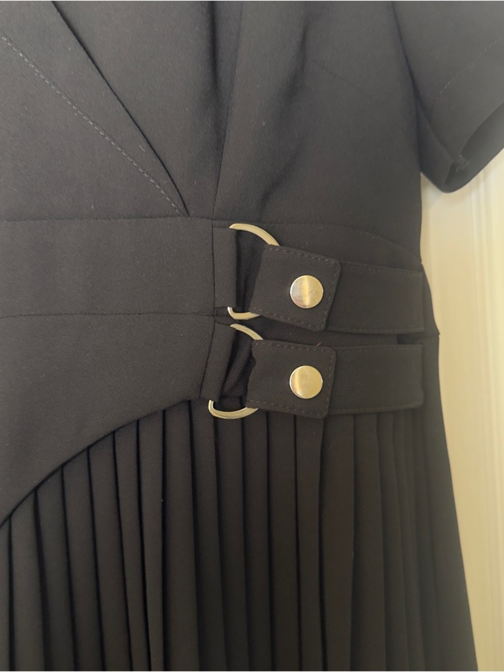 Karen Millen Military Black Pleat Wrap-Front Mini Dress with Side Buckle Size 16 - Picture 6 of 15